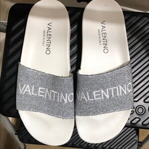 Authentic Valentino Women's Silver Slide Sandals/Never worn